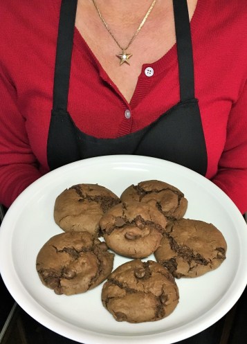 six-cookies-from-the-five-dozen-i-made-we-only-sampled-about-a-dozen-of-them