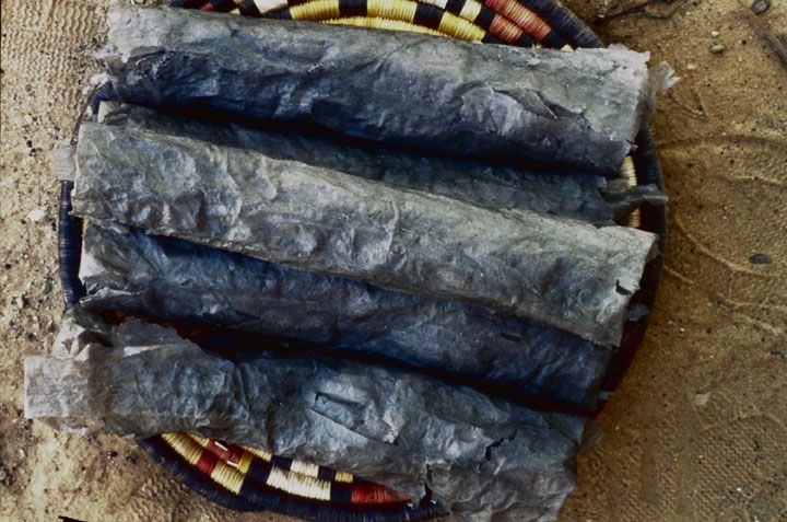 This is piki bread. I borrowed this photo from the internet.